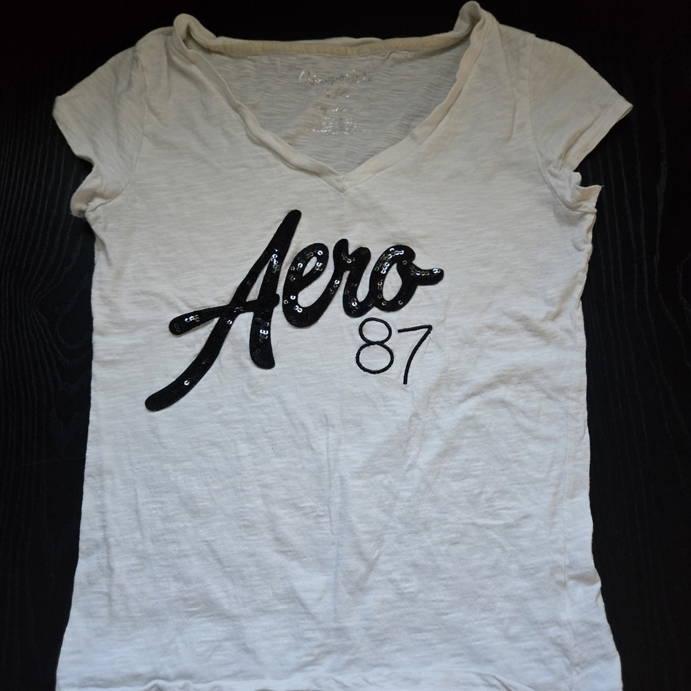 Aeropostale White V-Neck 'Aero 87' Sequin Logo Tee